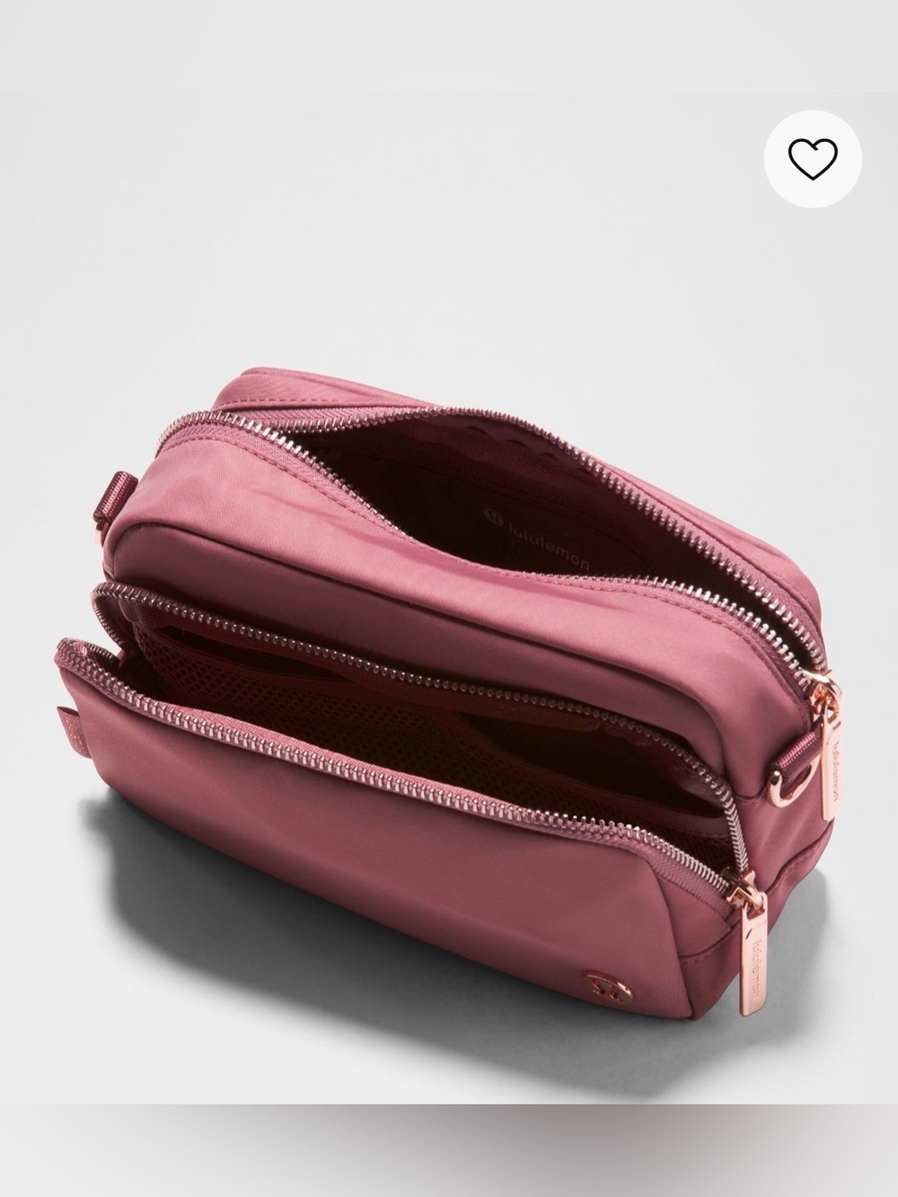 lululemon athletica Everywhere Crossbody Bag 2L - Dusk/Rose Gold - Picture 4 of 8